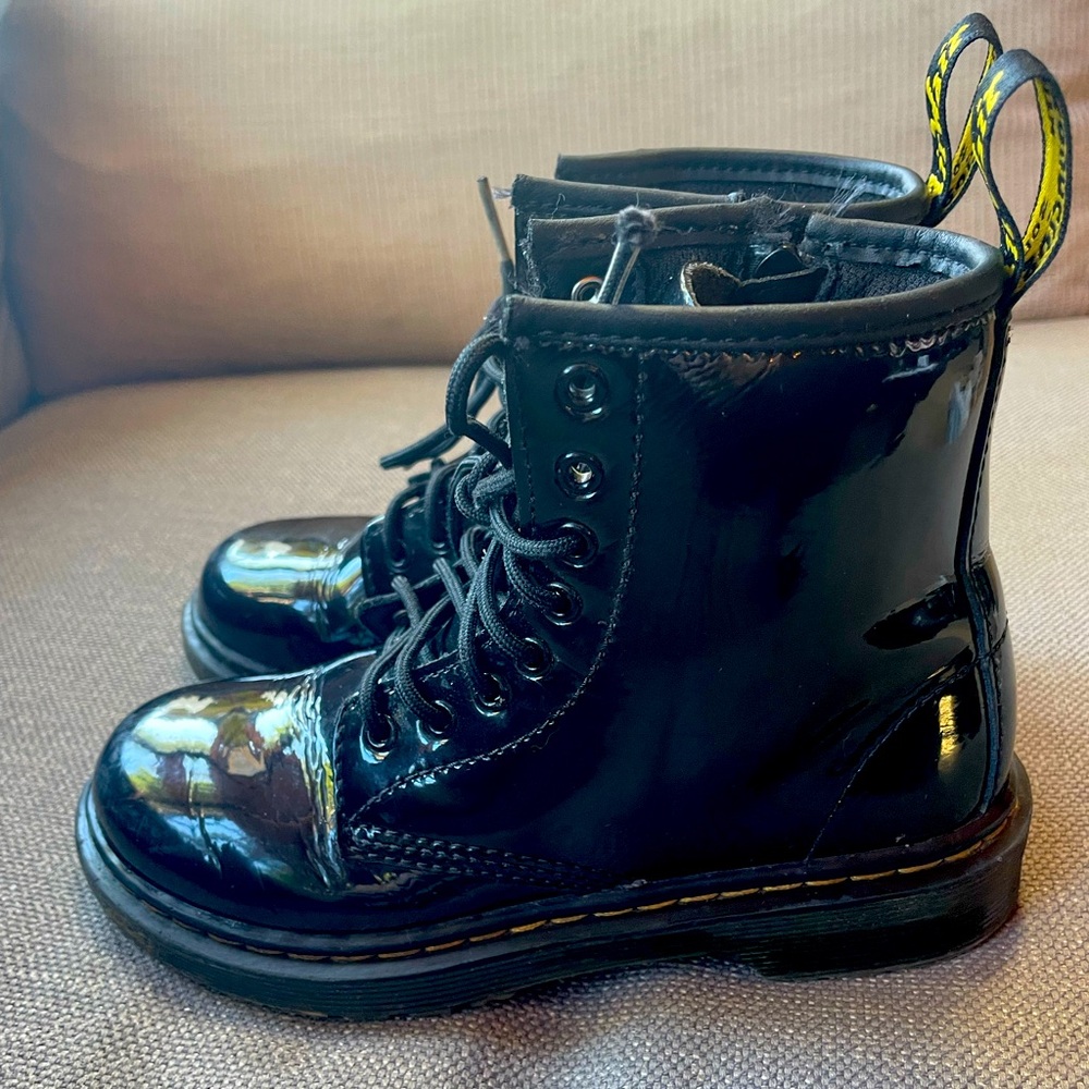 Dr. Martens black size 1